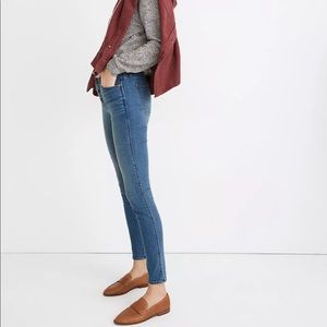 Madewell High-Rise Skinny Jeans in Dewitt Wash button front